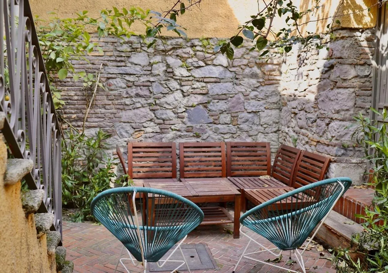Villa Private Central 2Br/2Ba House W Patio&Terrace Smirne Turchia